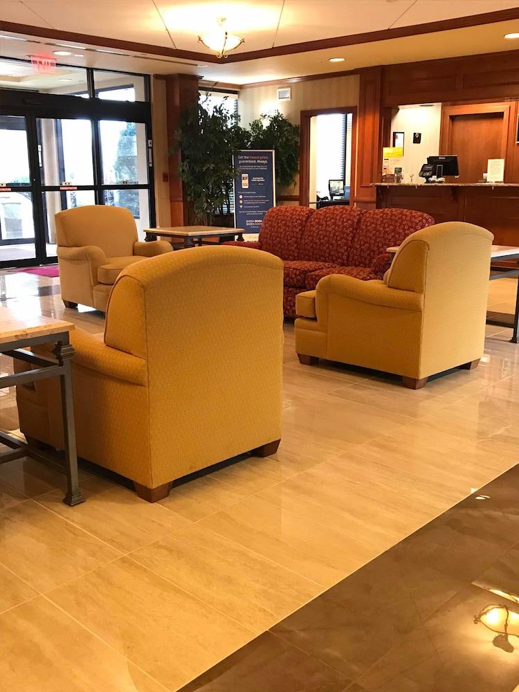 Clarion Hotel & Conference Center Toms River Extérieur photo