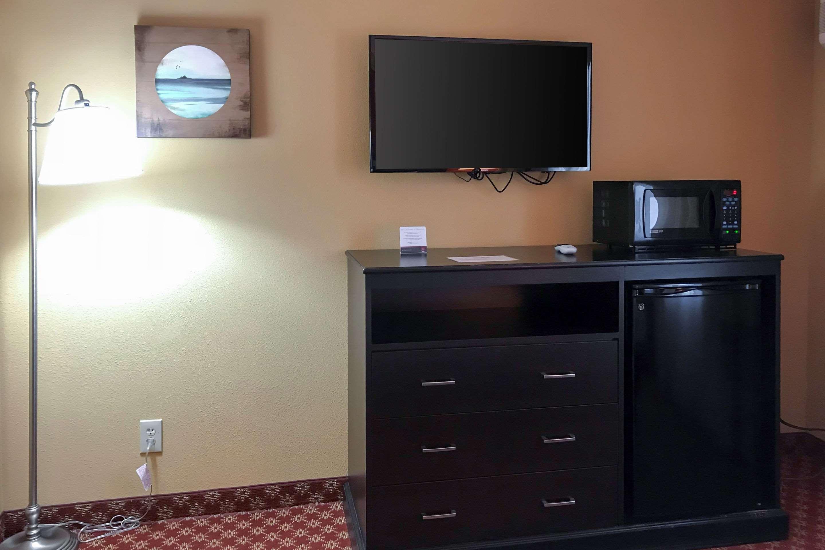 Clarion Hotel & Conference Center Toms River Extérieur photo