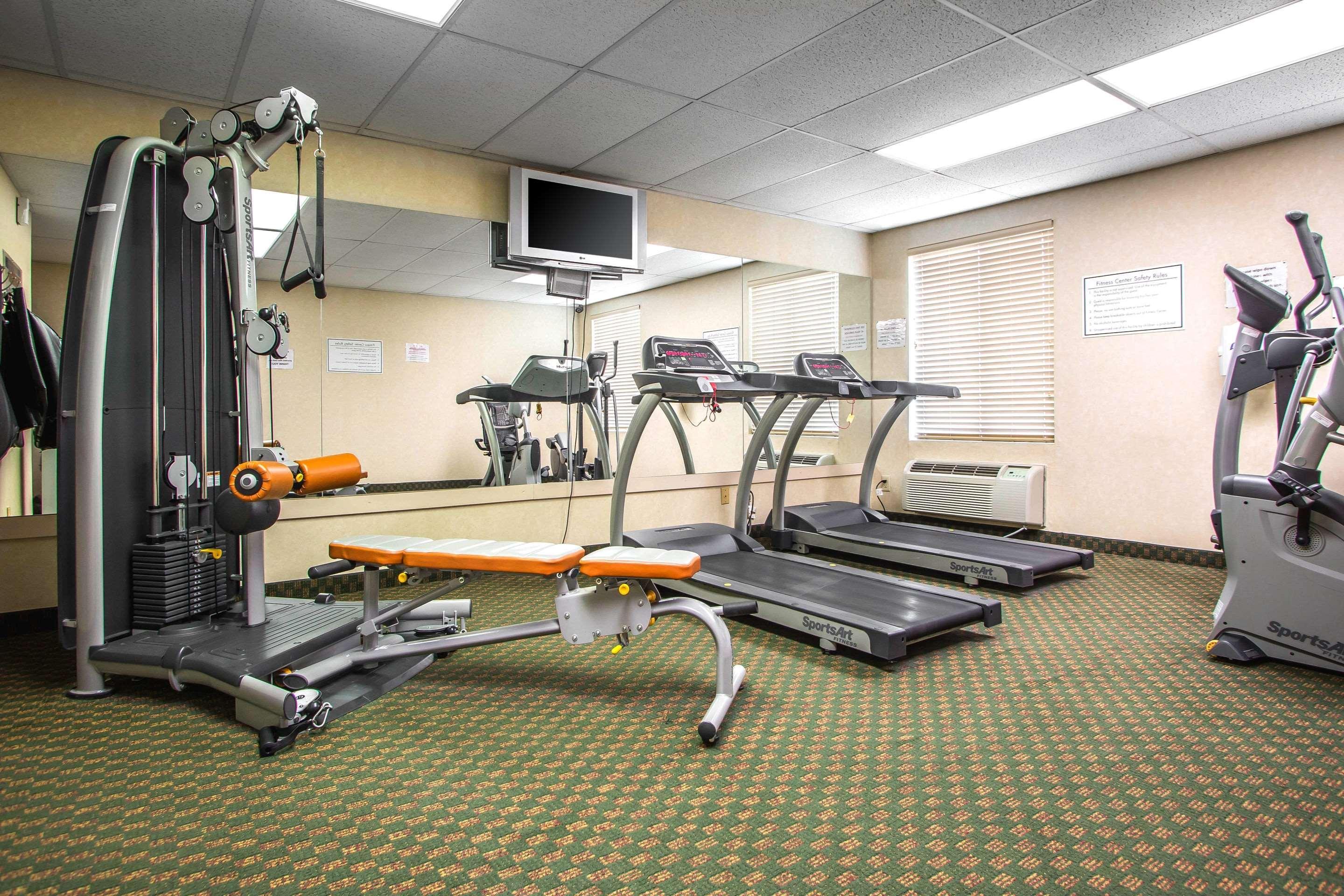 Clarion Hotel & Conference Center Toms River Extérieur photo