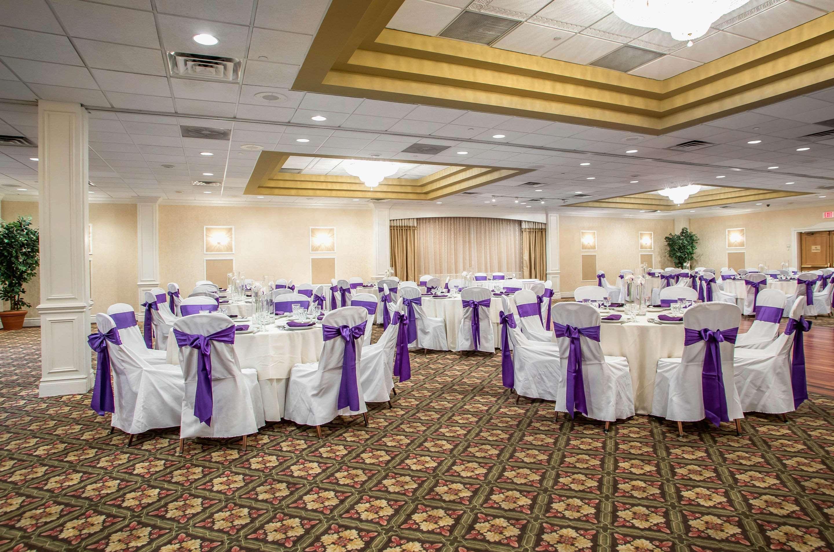 Clarion Hotel & Conference Center Toms River Extérieur photo