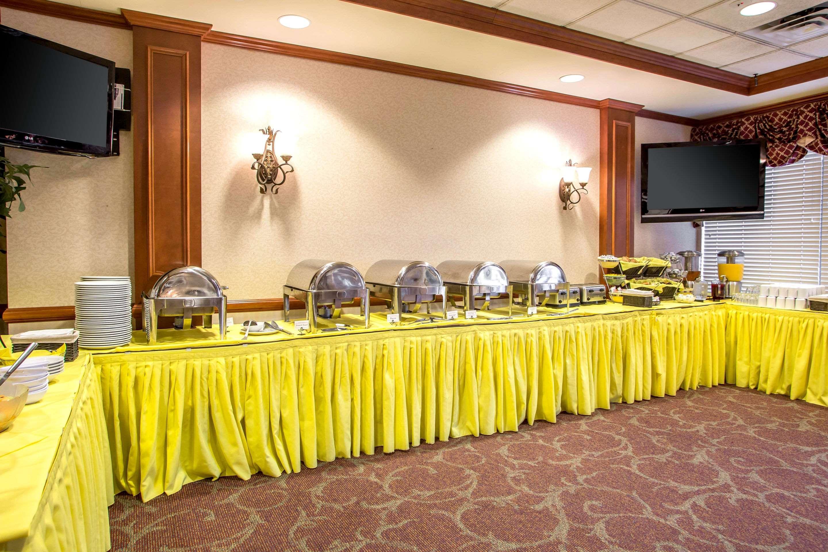 Clarion Hotel & Conference Center Toms River Extérieur photo