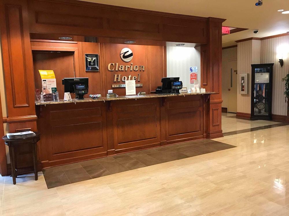Clarion Hotel & Conference Center Toms River Extérieur photo